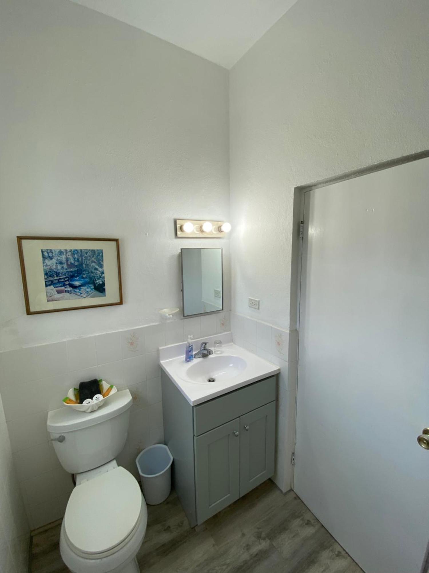 Edgehill Manor Guest House Hamilton City Екстериор снимка