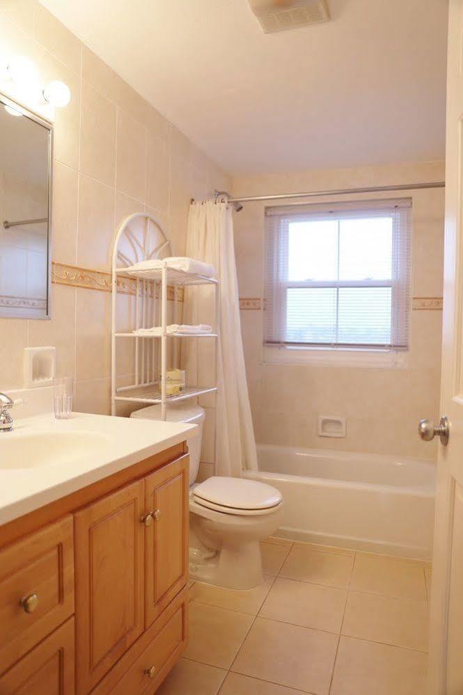 Edgehill Manor Guest House Hamilton City Екстериор снимка